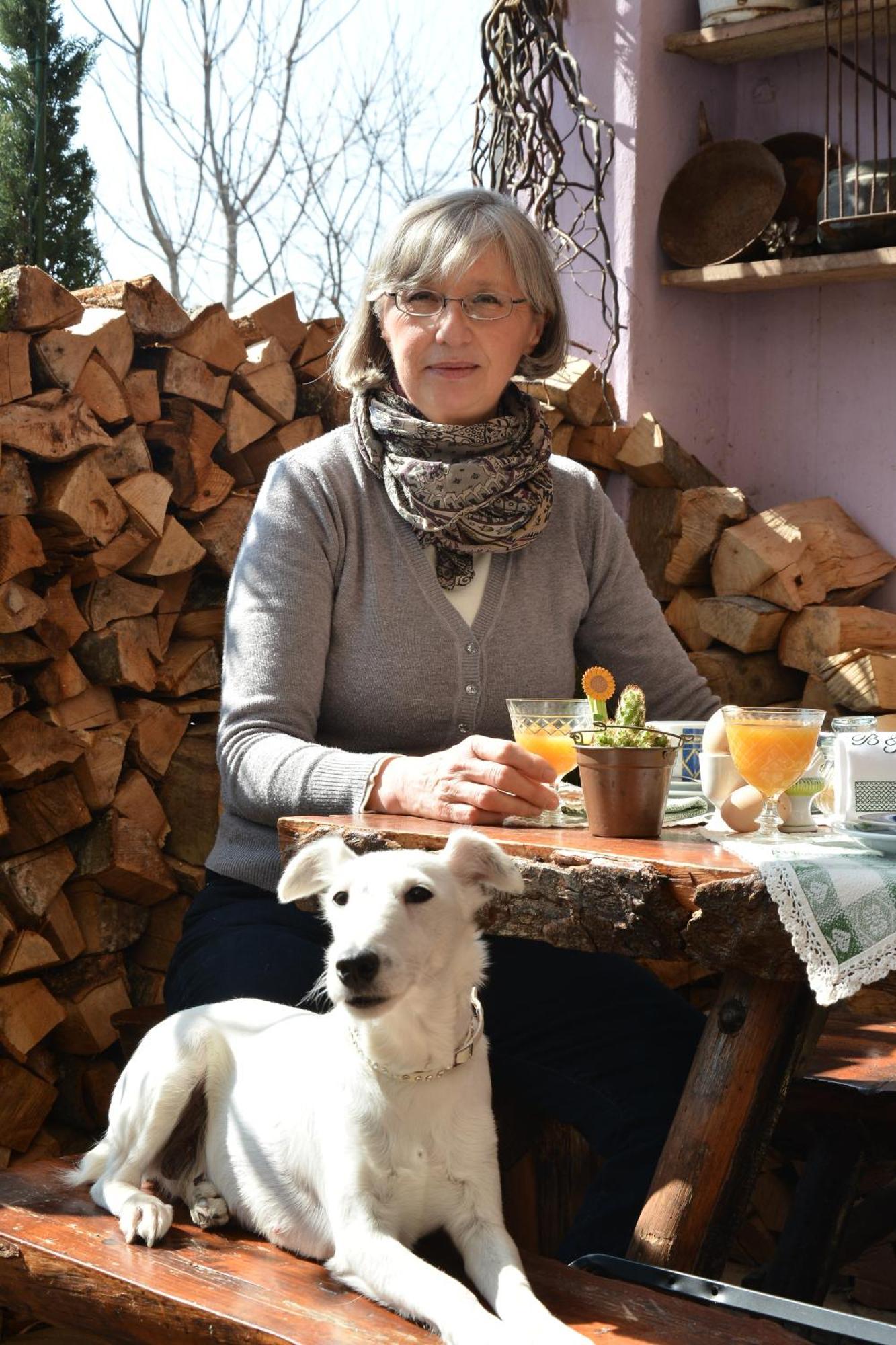 A Casa Di Susi Bed & Breakfast กัสเตลนูโอโว เดล การ์ดา ภายนอก รูปภาพ