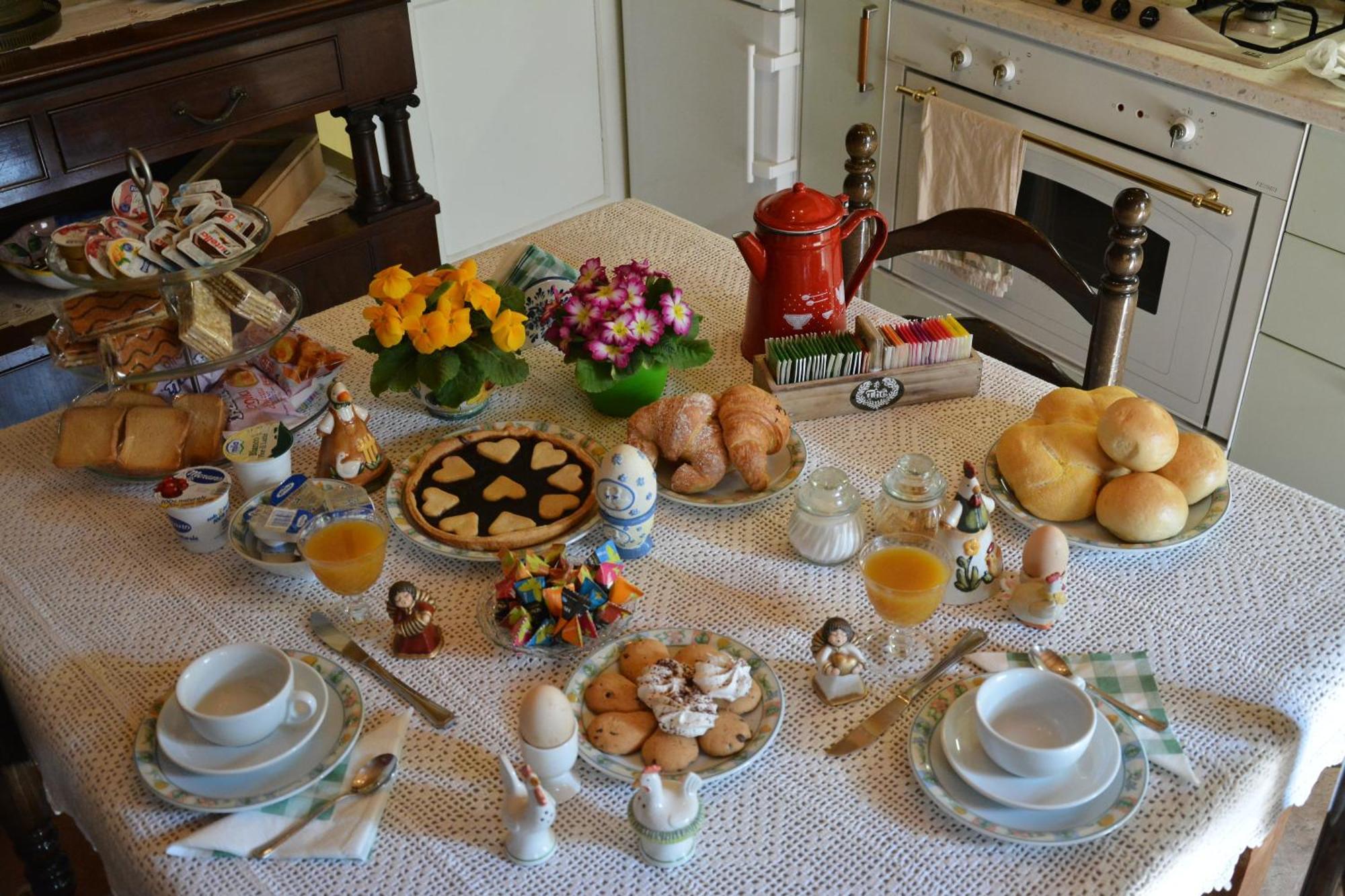 A Casa Di Susi Bed & Breakfast กัสเตลนูโอโว เดล การ์ดา ภายนอก รูปภาพ