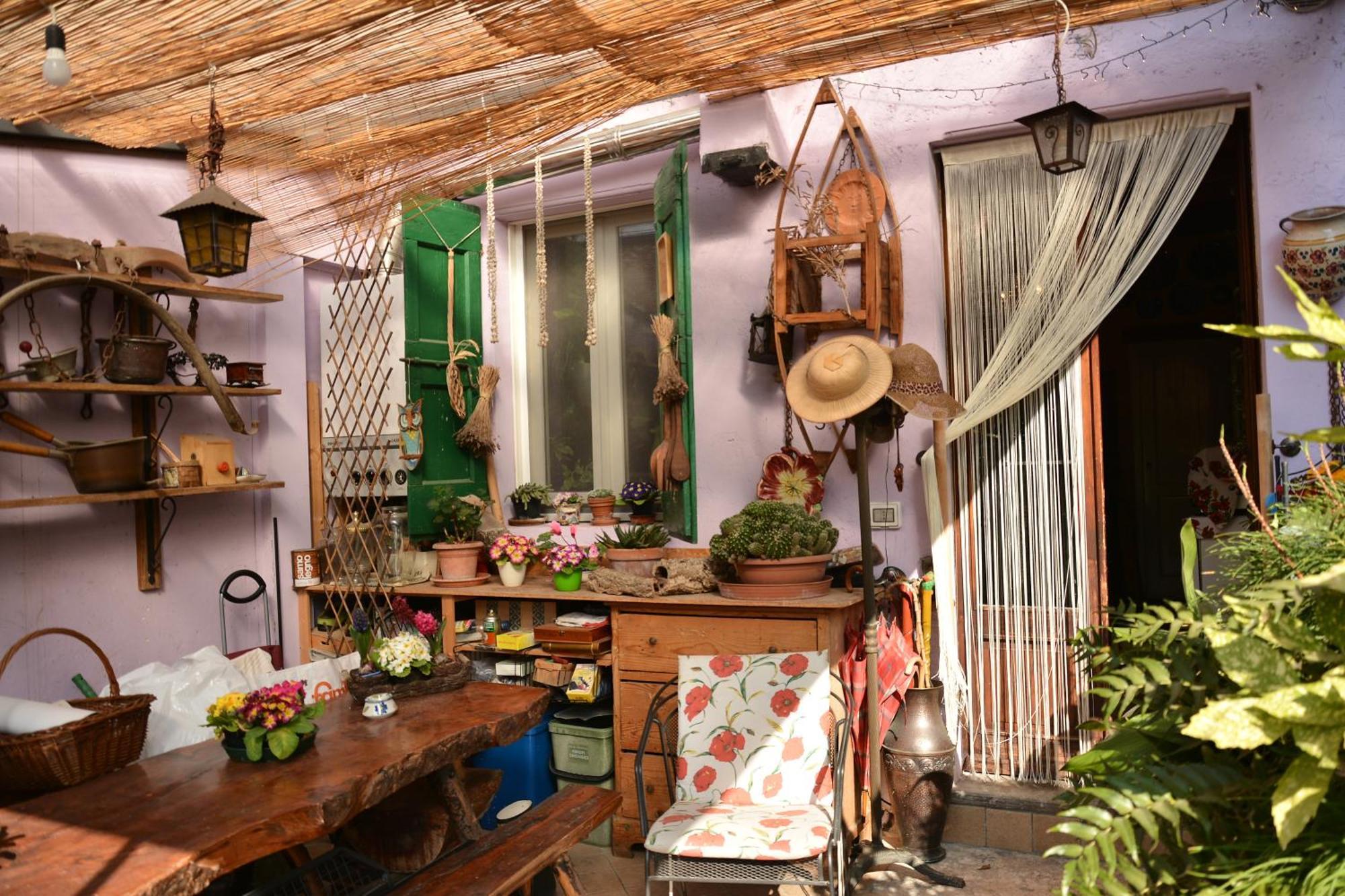 A Casa Di Susi Bed & Breakfast กัสเตลนูโอโว เดล การ์ดา ภายนอก รูปภาพ